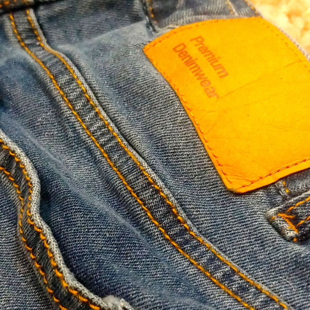 Shorts - Picture 4 of 4